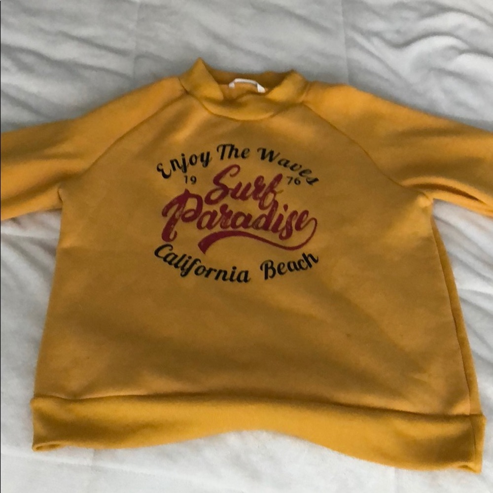 Sweatshirt